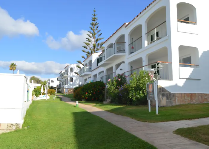 Seth Mestral & Llebeig Santo Tomás